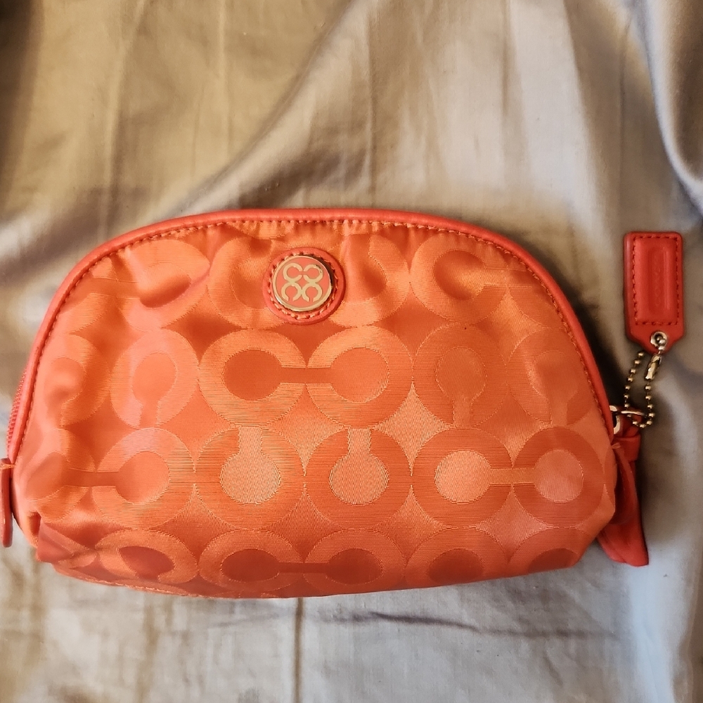 Coach NWOT Pink/Orange Cosmetic Bag With Hang Tag